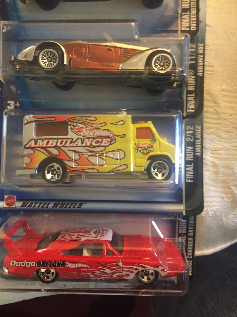 Illustration for article titled Colossal Die-Cast Collection - Box 67 - Whattaya Know, Hot Wheels!